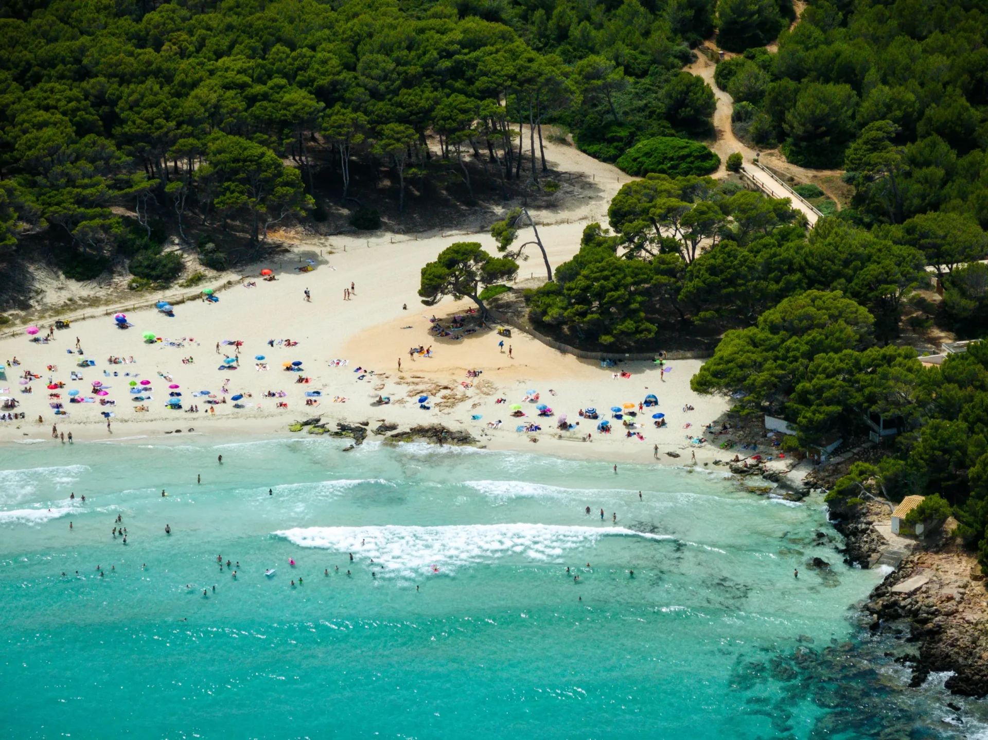 pula-suites-hotel-resort-mallorca-strand-cala-agulla-9