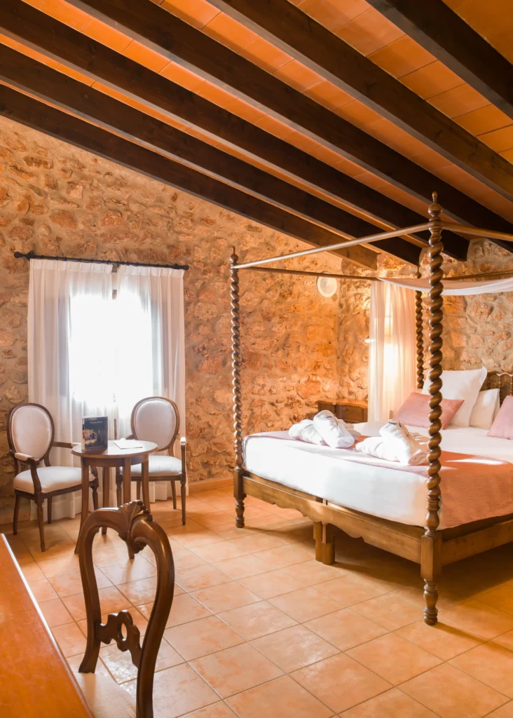 Spacious, Romantic, Private